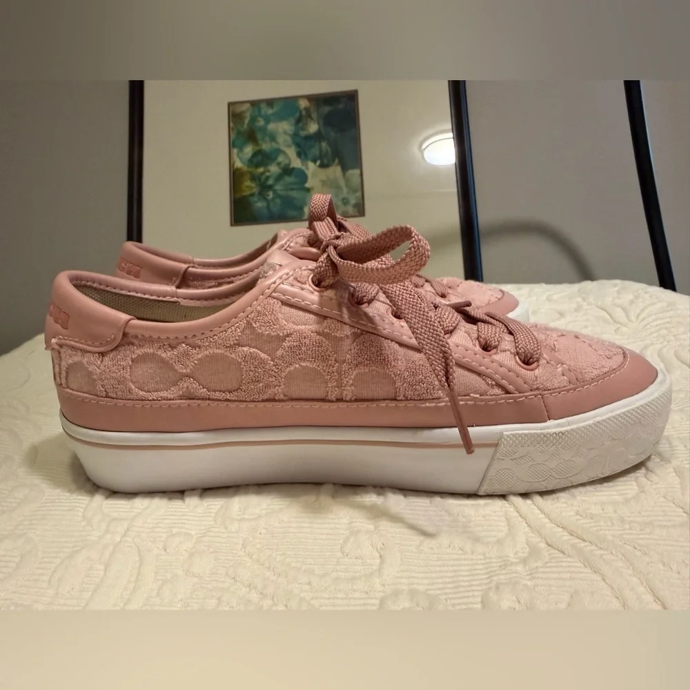COACH Women's Rose Lace Sneakers